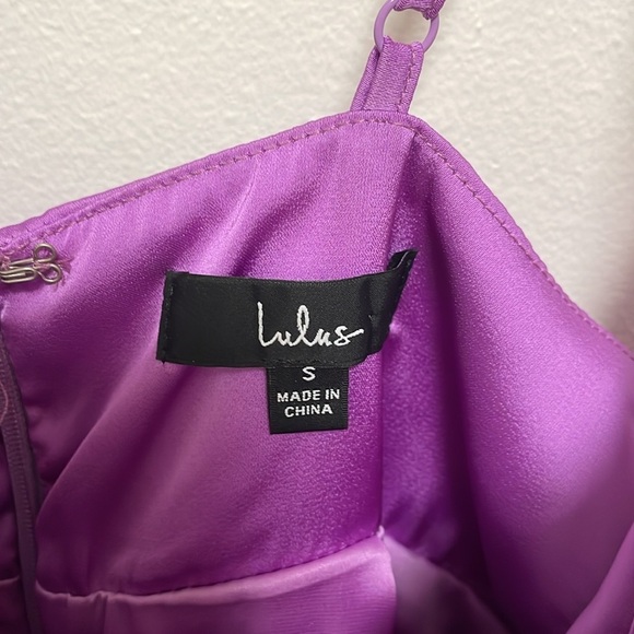 Lulus Caught Feelings Midi Dress Size Small - Picture 5 of 7